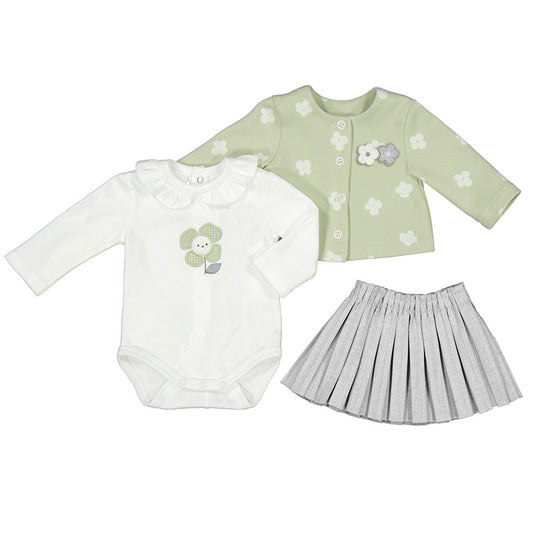 Conjunto Chaqueta y Falda 3P
